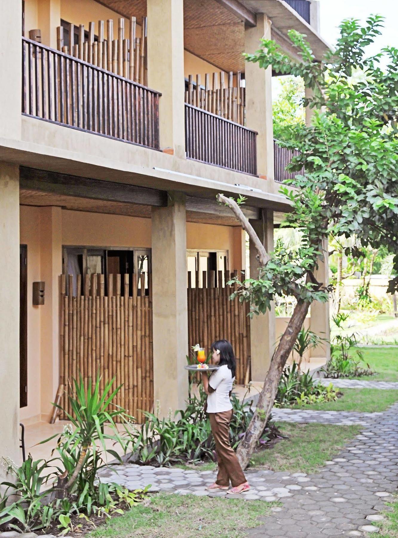 Sunsethouse Lombok Hotel Mangsit